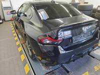 Вид сзади слева