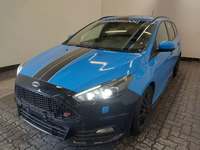 Вид спереди слева