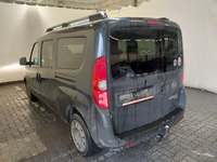 Вид сзади слева