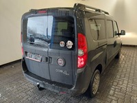 Вид сзади справа