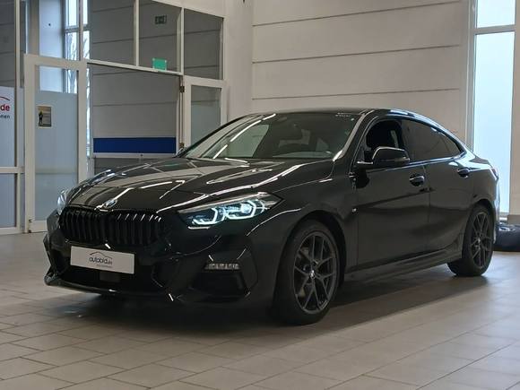 Вид спереди слева