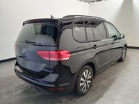 Pogled od pozadi desno