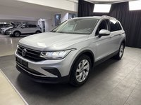 Вид спереди слева