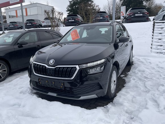 Pogled od napred levo