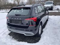 Pogled od pozadi desno