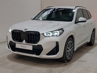 Pogled od napred levo