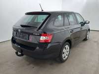 Pogled od pozadi desno