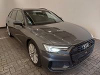 Pogled sprijeda desno