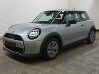 Pogled od napred levo