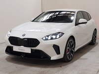 Pogled od napred levo