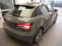 Вид сзади справа