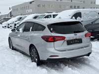 Вид сзади слева