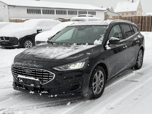 Pogled sprijeda lijevo