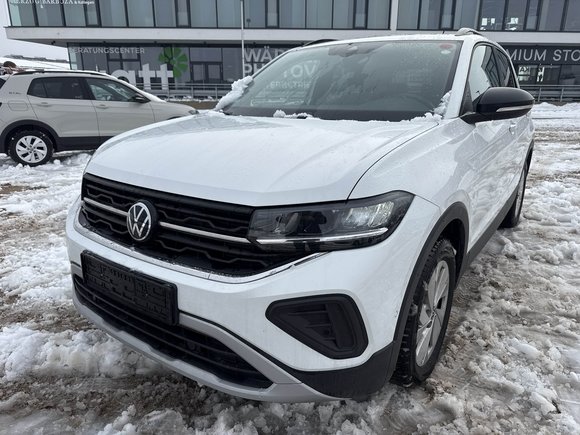 Pogled od napred levo