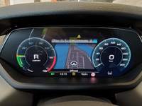 Pogled na kombinovani instrument