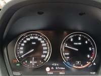 Pogled na kombinovani instrument