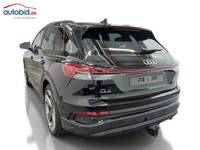 Pogled od pozadi levo