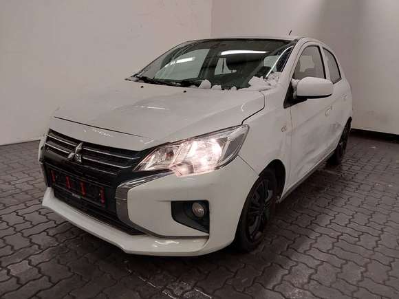 Pogled od napred levo