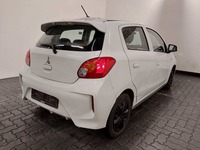 Pogled od pozadi desno