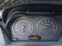 Pogled na kombinovani instrument