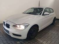 Pogled od napred levo