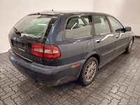 Pogled od pozadi desno