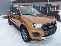 Pogled sprijeda desno