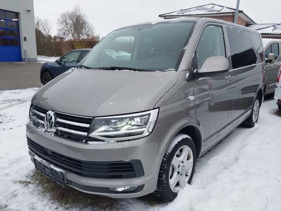 Pogled od napred levo