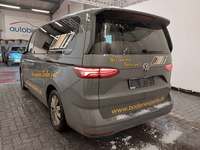 Pogled od pozadi levo