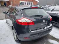 Pogled straga lijevo