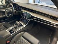 Вид на салон