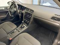 Вид на салон