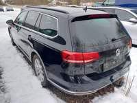 Вид сзади слева