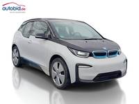 Pogled sprijeda desno