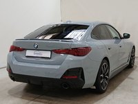 Pogled od pozadi desno