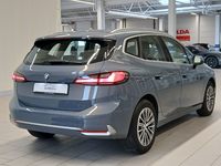 Aanzicht achter rechts