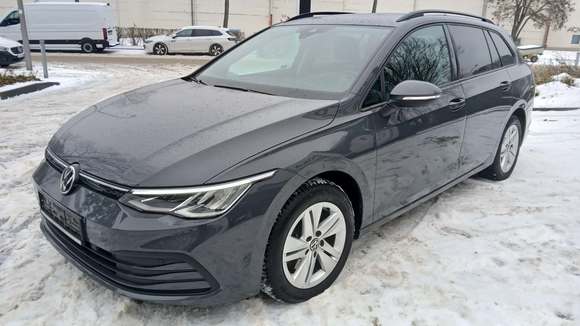 Pogled od napred levo