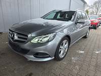 Pogled od napred levo