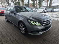 Pogled od napred  desno