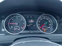 Pogled na kombinovani instrument