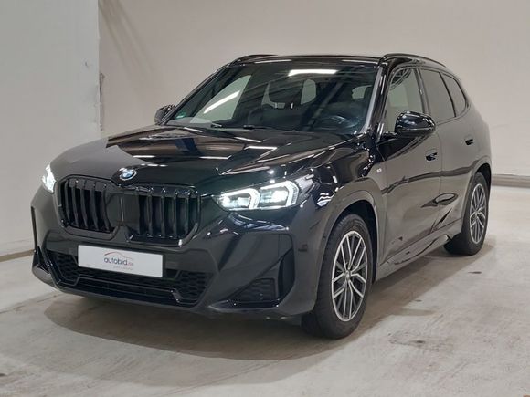 Вид спереди слева