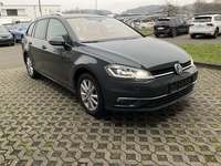 Pogled desno spredaj