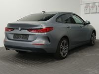 Aanzicht achter rechts