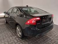 Вид сзади слева