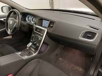 Вид на салон