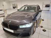 Pogled sprijeda lijevo