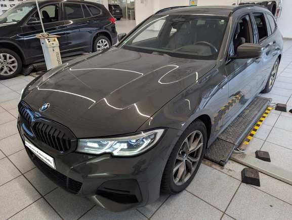 Pogled sprijeda lijevo