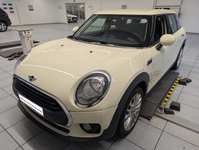 Pogled sprijeda lijevo