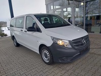 Pogled od napred  desno