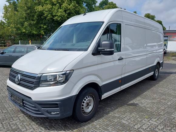 Pogled od napred levo